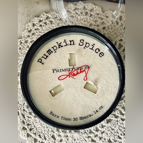 *Orange Pumpkin Jar Candle 14 oz Pumpkin Spice Scent - Picture 4 of 17